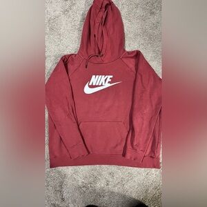 Woman’s Nike sweatshirt size XL